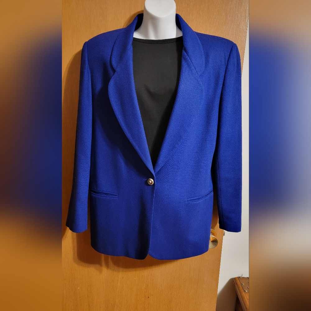 Like New 100% Wool Koret Vintage Boyfriend Blazer - Picture 2 of 3